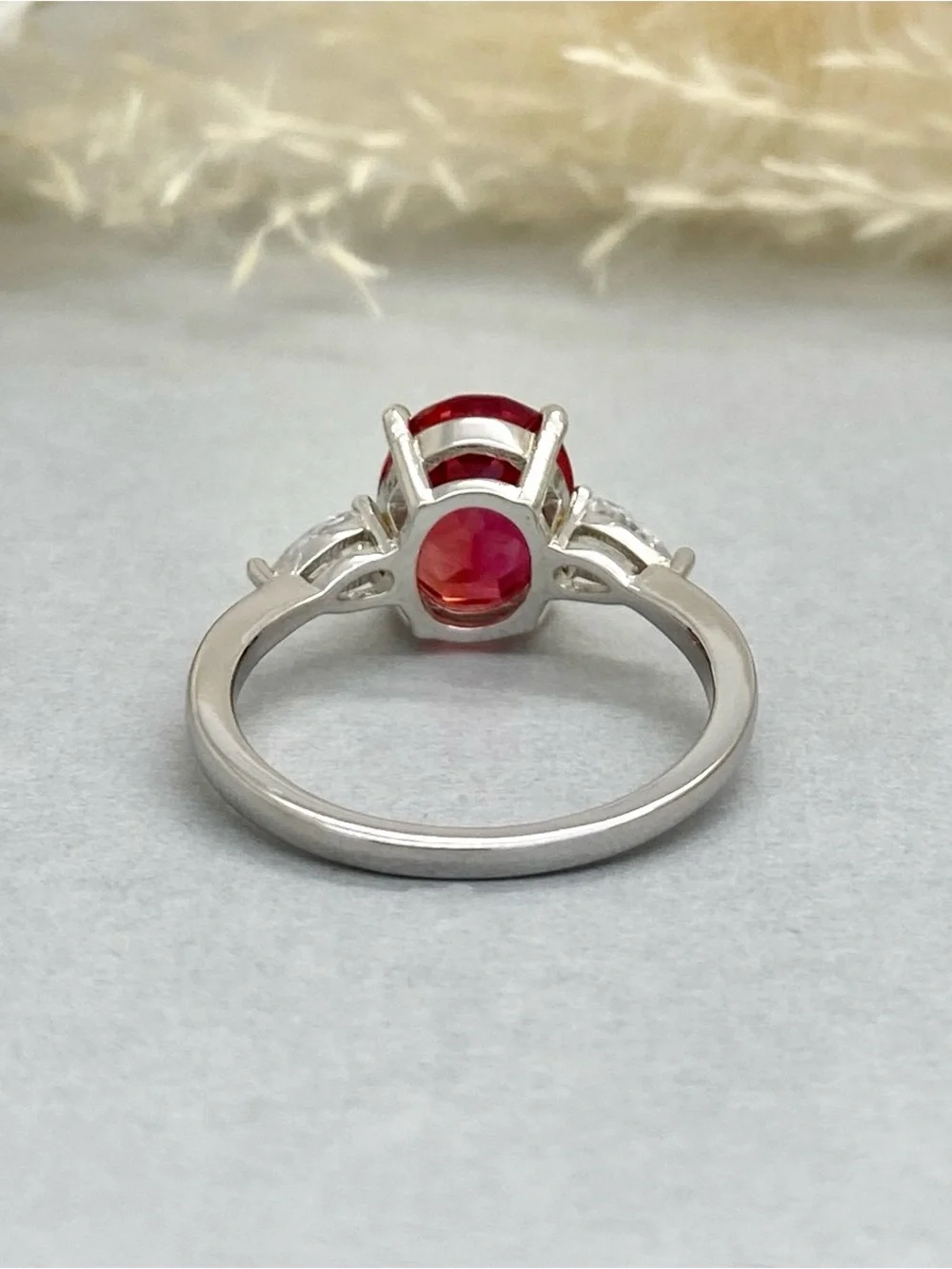N/A striking red